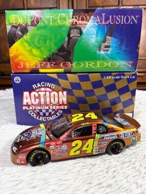 Vintage Jeff Gordon #24 ChromaLusion 1998 Monte Carlo 1:24 Scale Stock Car